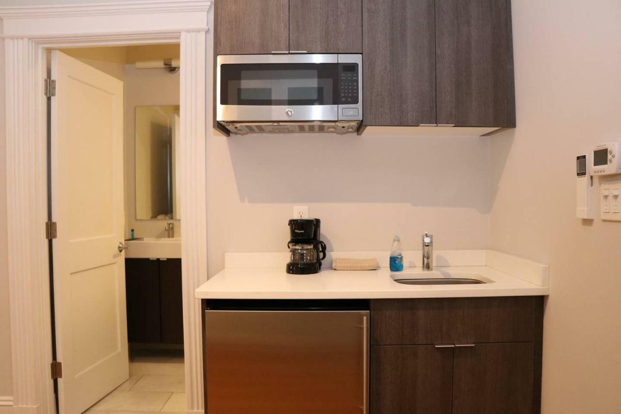 A Stylish Stay W/ A Queen Bed, Heated Floors.. #15 Бруклин Экстерьер фото